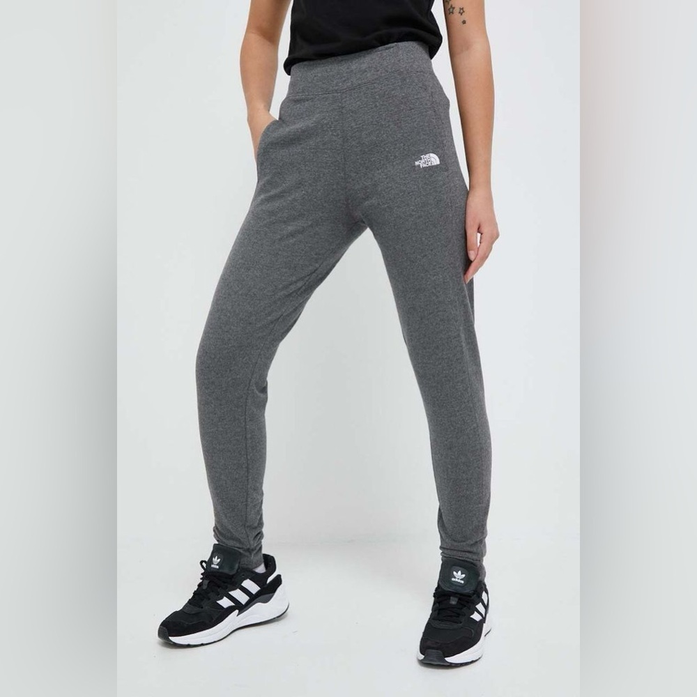 The North Face Charcoal Heather Joggers Sweatpants Cozy Warm Loungewear Gym Hike